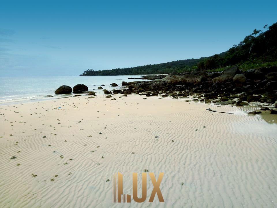 Beachfront Land near Sandy Beach in Samloem Kaoh Rung Sihanoukville