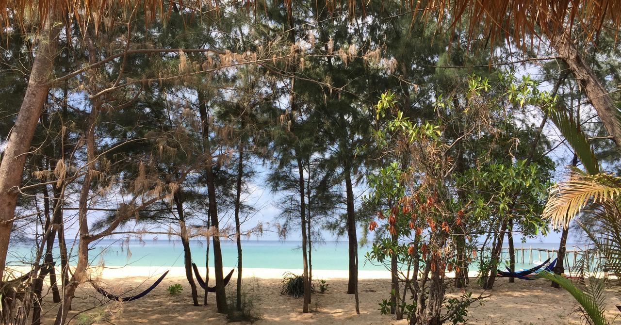 Beachfront Resort for Sale on Samloem 20000 m² Kaoh Rung Sihanoukville