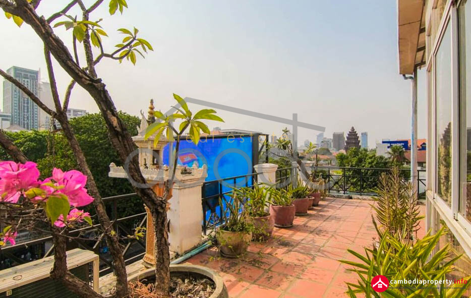 For rent 2bedroom apartment large roof terrace city views Independence