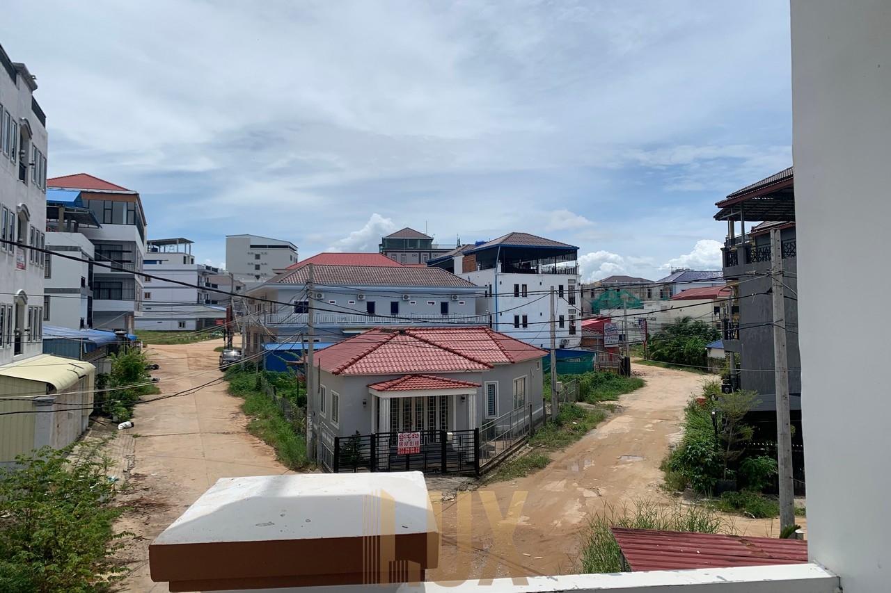 Rare 20 Bedroom Guesthouse for Sale in Sihanoukville Sihanoukville